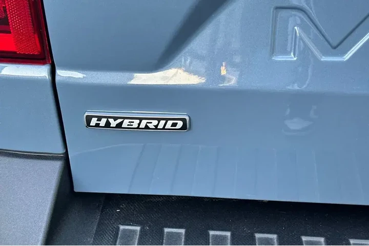 $34315 : Ford Maverick 2024 Lariat 4d image 8