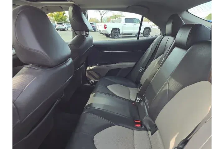 $24995 : Toyota Camry Hybrid 2020 XLE image 8