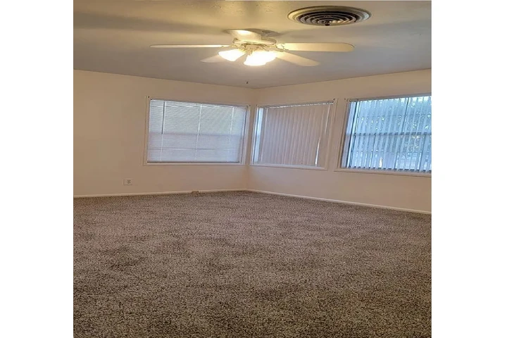 $900 : Freshly painted home image 3