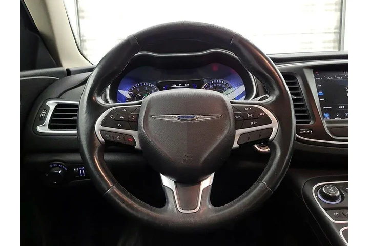 $10998 : Chrysler 200 2016 Limited 4d image 10