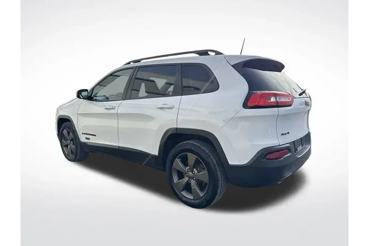 $8893 : Pre-Owned 2016 Cherokee 75th image 2