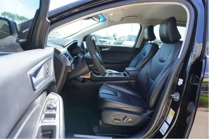$22688 : Ford Edge 2022 AWD Titanium image 7