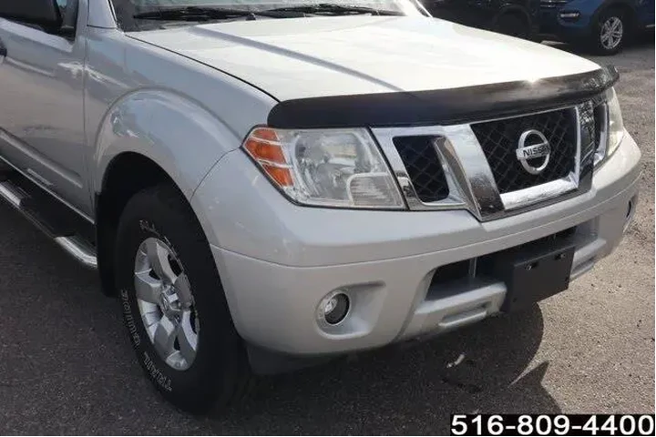 $14747 : Nissan Frontier 2013 4x4 S 4 image 2
