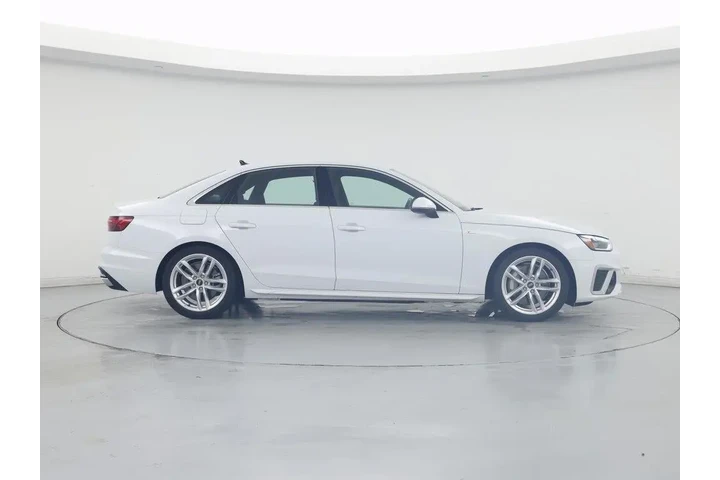 $31998 : Audi A4 2023 AWD quattro S l image 7