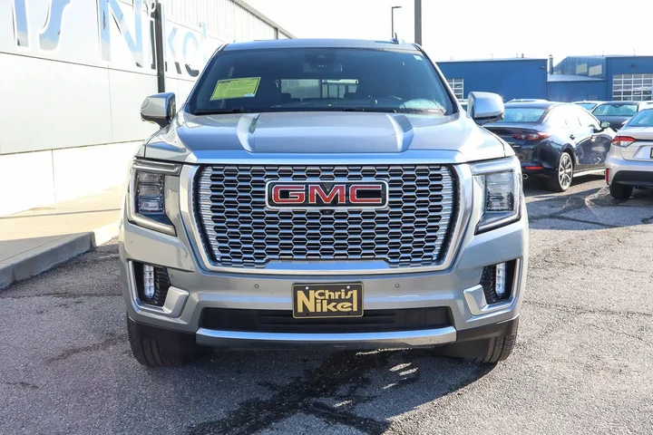 $66788 : 2024 Yukon XL 4WD 4dr Denali image 2