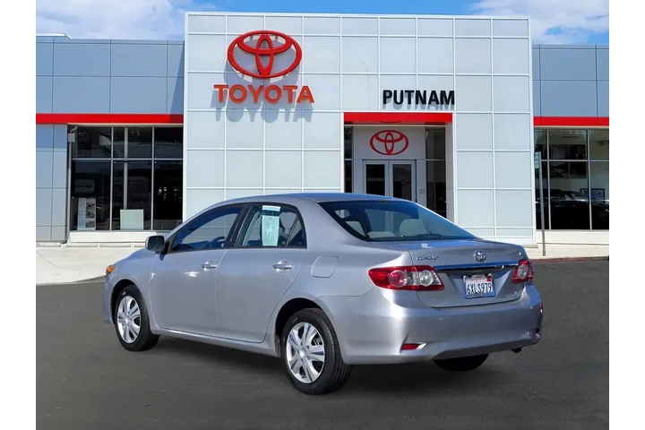 $13988 : Toyota Corolla 2012 S 4dr Se image 6