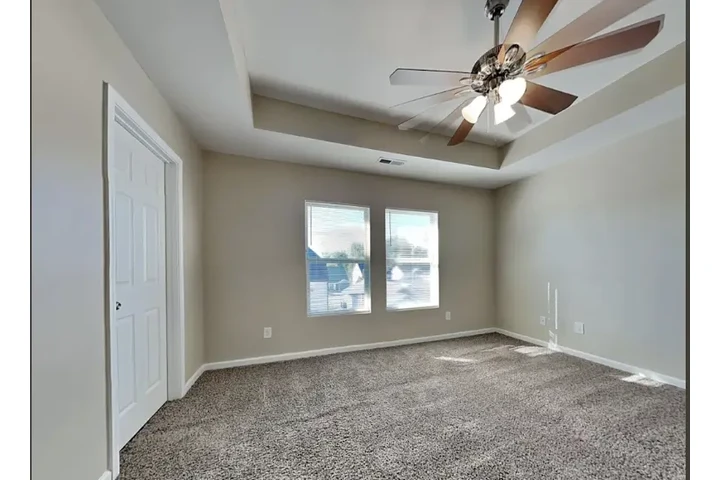 $1300 : Low income house for rent image 5