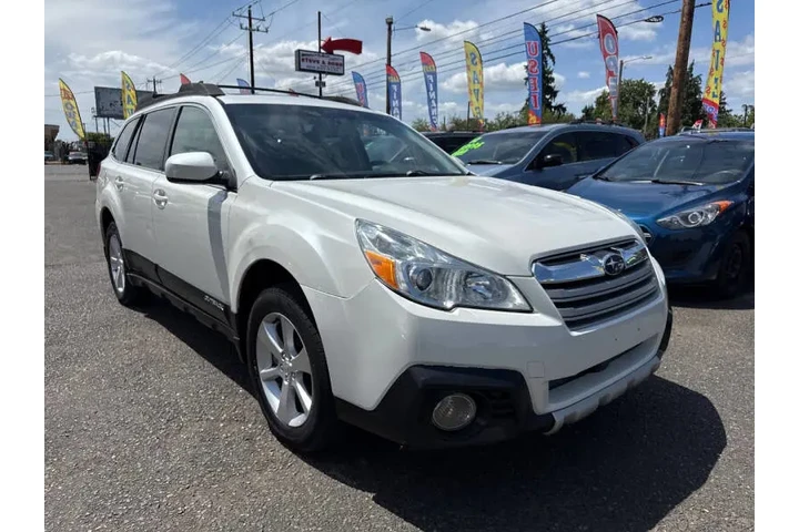 $5888 : 2013 Outback 3.6R Limited image 4