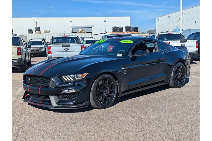 Ford Mustang 2017 Shelby GT3 image 2