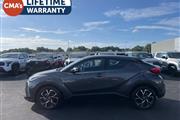 $25617 : PRE-OWNED 2022 TOYOTA C-HR XLE thumbnail