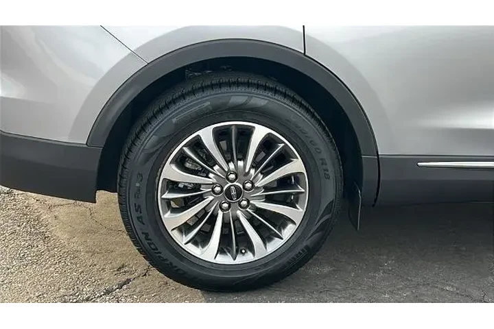 $27970 : Lincoln Nautilus 2021 Standa image 5