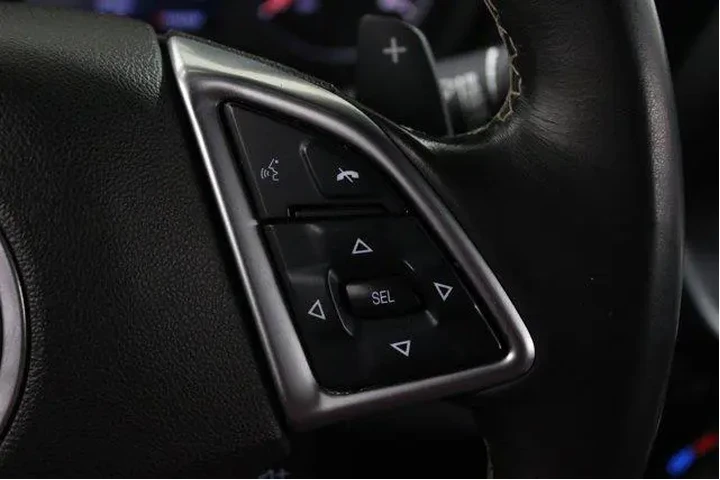 $25988 : Chevrolet Camaro 2020 LT 2dr image 10