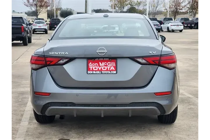 $17703 : Nissan Sentra 2024 SV 4dr Se image 6