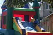 JUMPER MESAS SILLAS BAÑOS en Los Angeles