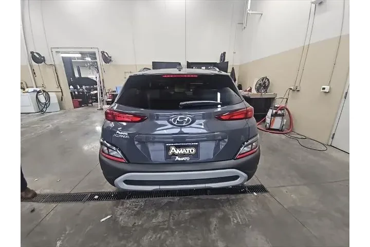 $19876 : Hyundai KONA 2023 SEL 4dr Cr image 4