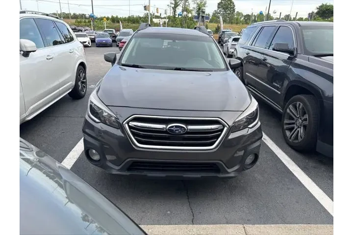 $16901 : Subaru Outback 2018 AWD 2.5i image 2