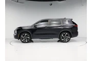 $23998 : Mitsubishi Outlander 2022 AW thumbnail