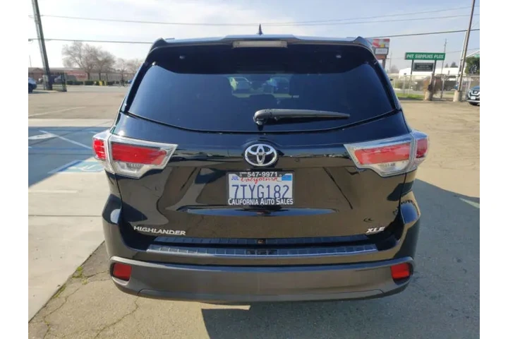 $19999 : 2016 Highlander XLE image 5