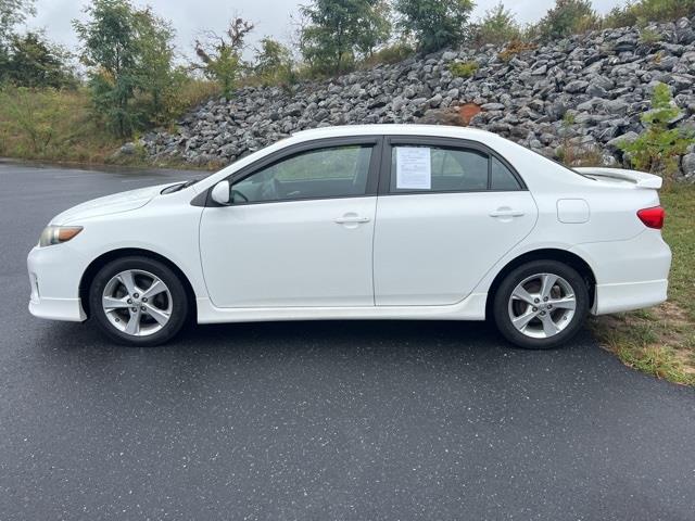 $12998 : PRE-OWNED 2013 TOYOTA COROLLA image 5