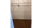 $1150 : Cuarto grande con bañio thumbnail