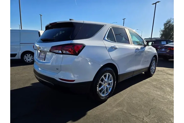 $18594 : Chevrolet Equinox 2024 LT 4d image 6