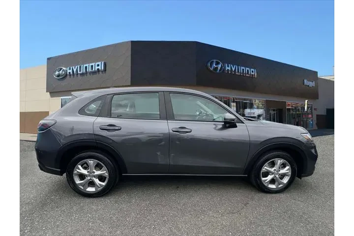 $21900 : Honda HR-V 2023 AWD LX 4dr C image 4