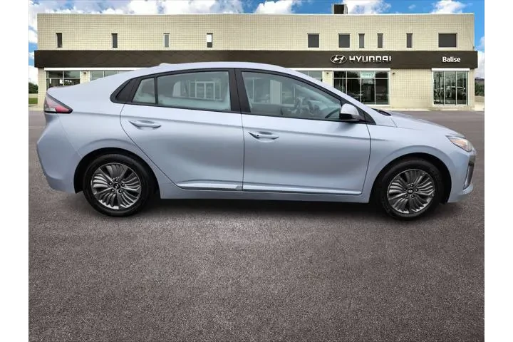 $16577 : Hyundai IONIQ Plug-in Hybrid image 2