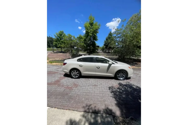 $5999 : 2011 LaCrosse CXS image 8