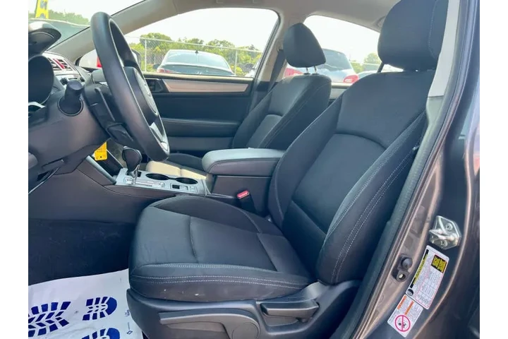 $16999 : 2019 Legacy 2.5i image 10