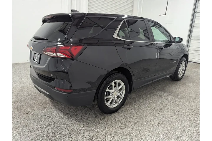 $23497 : Chevrolet Equinox 2024 LT 4d image 3