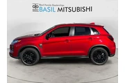 $21981 : Mitsubishi Outlander Sport 2 thumbnail