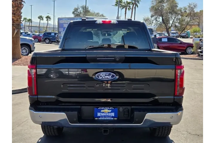 $38706 : Ford F-150 2024 4x4 XLT 4dr image 5