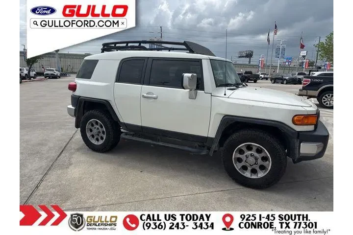 $28991 : Toyota FJ Cruiser 2013 4x4 4 image 2
