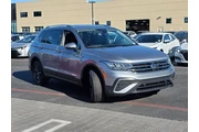 $23499 : Volkswagen Tiguan 2023 SE 4d thumbnail