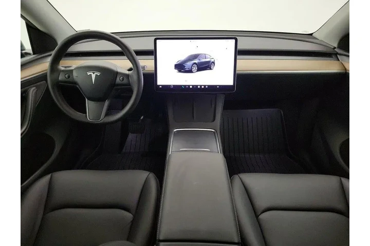 $36998 : Tesla Model Y 2024 AWD Long image 9