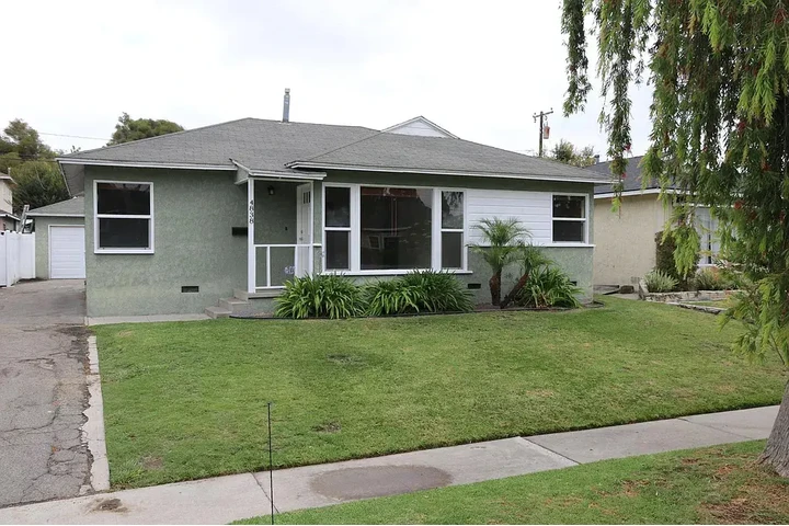$800 : Beautiful Home...LAKEWOOD,CA image 1