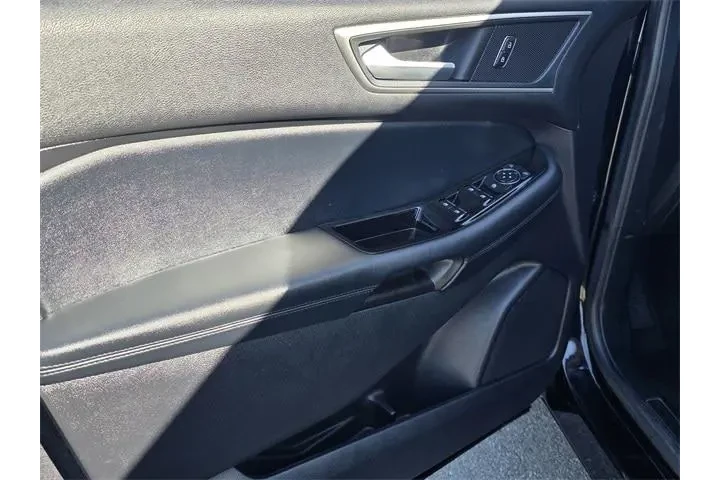 $16109 : Ford Edge 2019 SEL 4dr Cross image 8