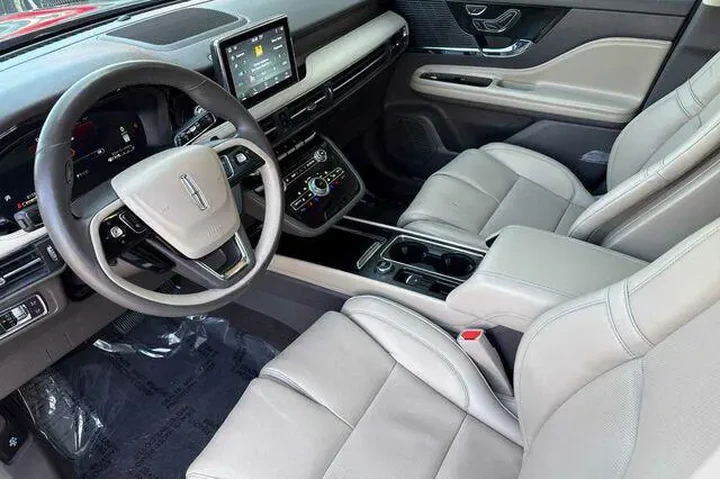 $33596 : Lincoln Corsair 2022 AWD Res image 9