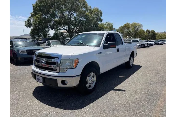 $17900 : Ford F-150 2014 4x2 STX 4dr image 1
