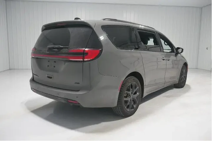 $32000 : Chrysler Pacifica 2023 AWD T image 5