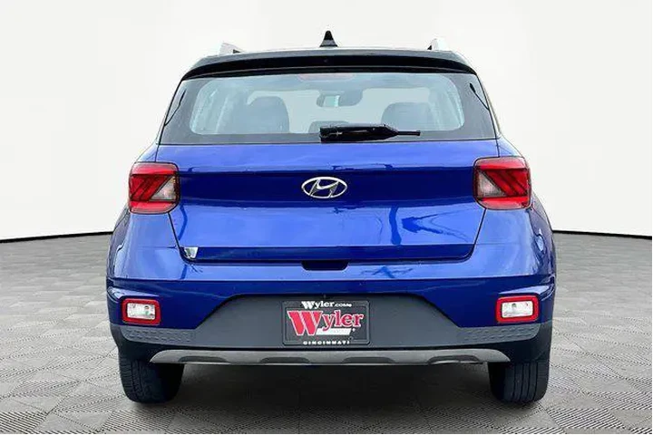 $11576 : Hyundai VENUE 2020 SEL 4dr C image 4