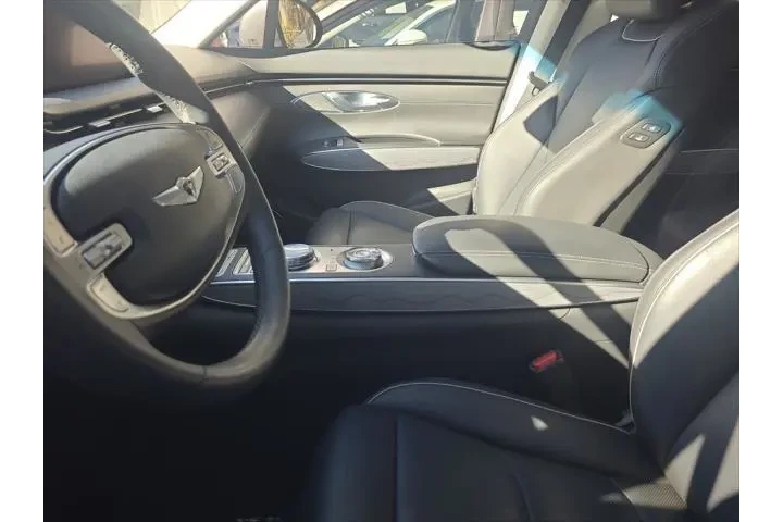 $36991 : Genesis GV70 2023 AWD 2.5T S image 7