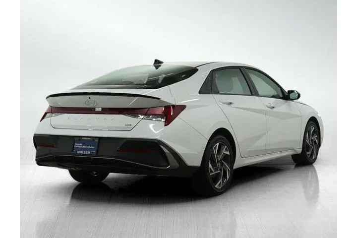 $24998 : Hyundai ELANTRA Hybrid 2025 image 5