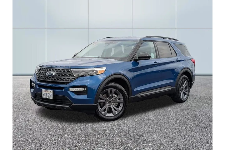 $29275 : Ford Explorer 2023 XLT 4dr S image 1