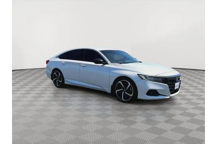 $25000 : Honda Accord 2022 Sport Spec image 2
