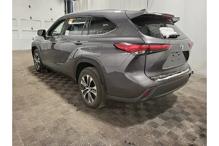 $38993 : Toyota Highlander Hybrid 202 image 4