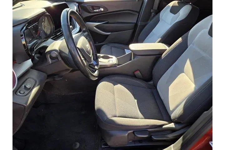 $21991 : Chevrolet Trax 2024 RS 4dr C image 4