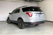 $17991 : Ford Explorer 2017 XLT 4dr S thumbnail