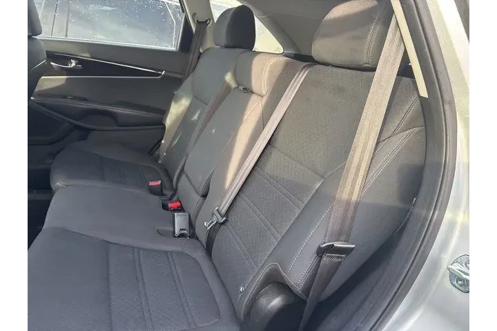 $15317 : Kia Sorento 2020 L 4dr SUV image 9