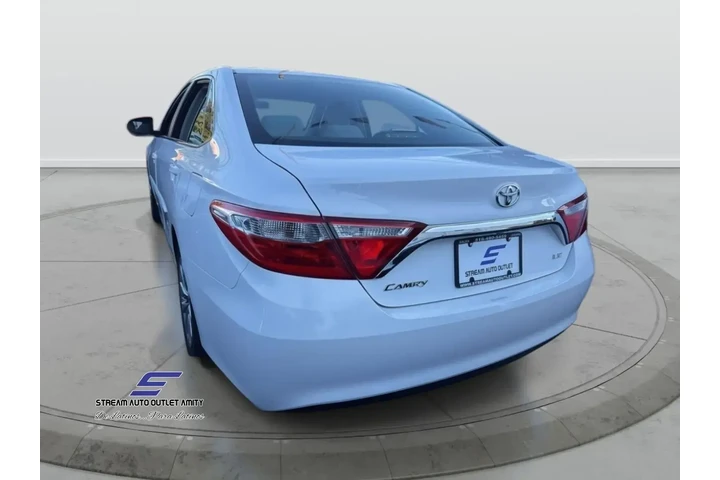 $18298 : Toyota Camry 2017 LE 4dr Sed image 6